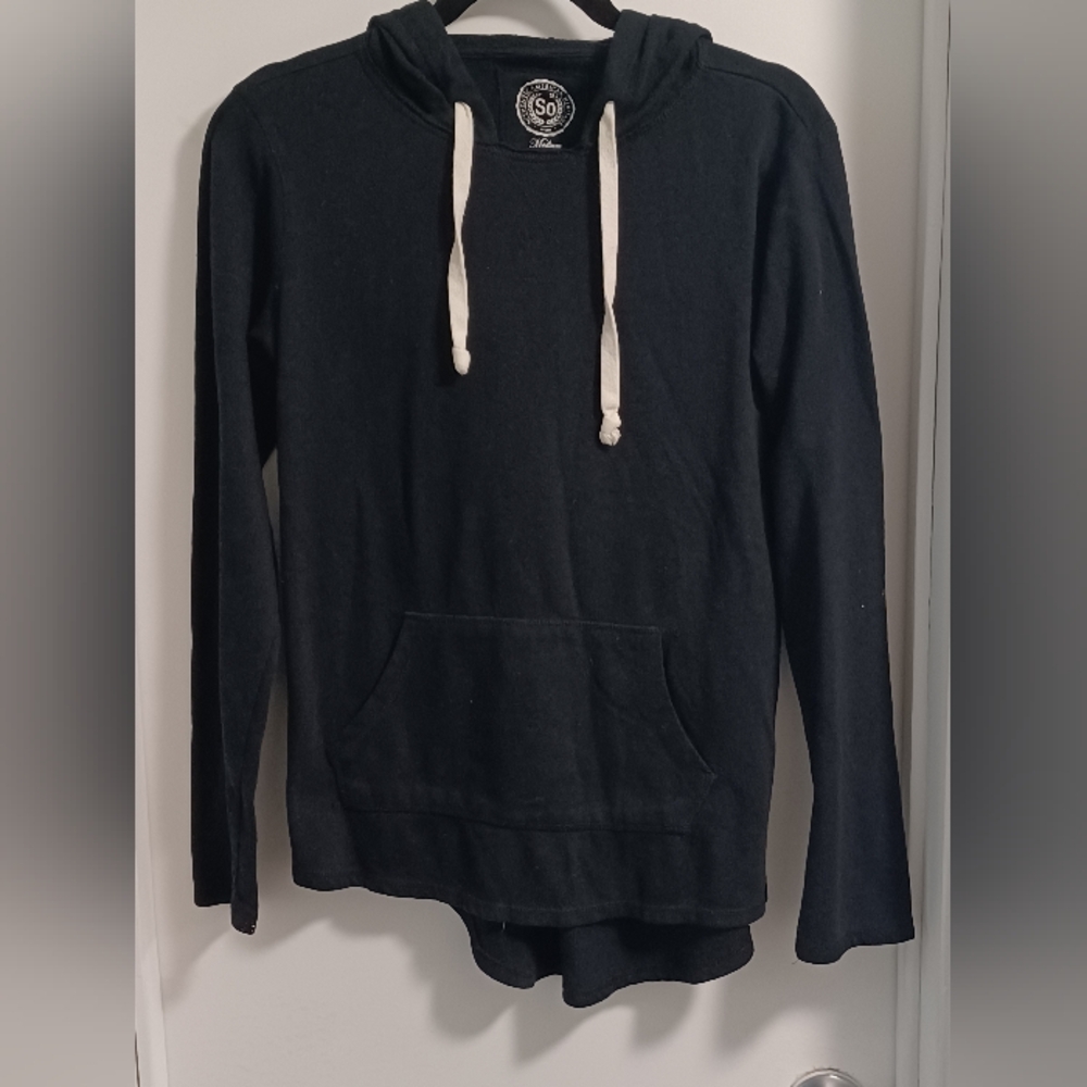Authentic American Heritage Black and White Crew Neck Sweater